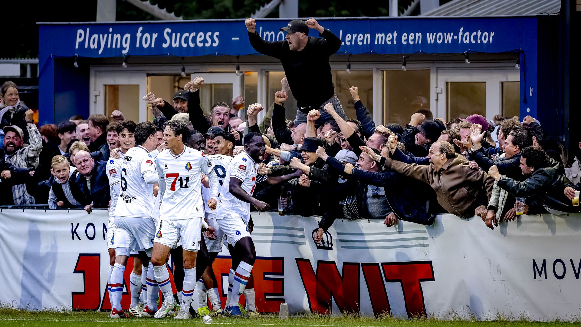 开云下载网址-时隔47年重回荷甲！特尔斯达总监：过度投入不符合我们的基因