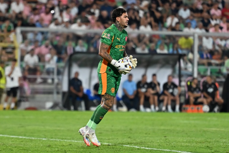 开云-佩杜拉透露加拉塔萨雷昨夜重启埃德森谈判 潜在报价或突破千万欧元